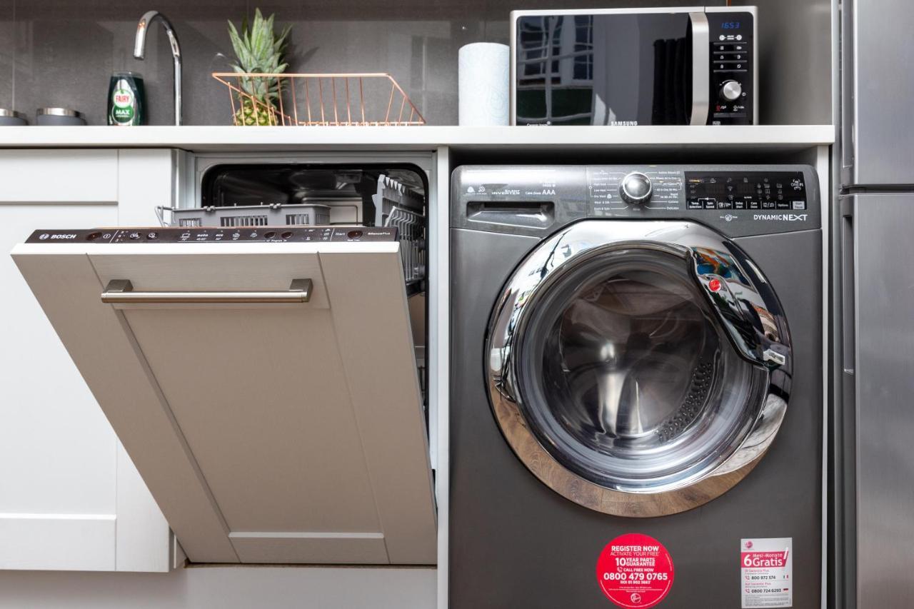 Bright Cheery 4 Bd Apartment By Brighton Station 외부 사진