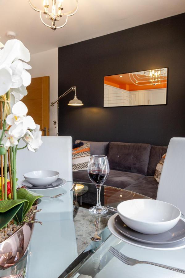 Bright Cheery 4 Bd Apartment By Brighton Station 외부 사진