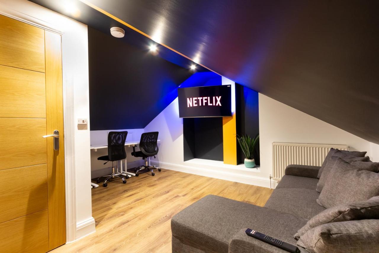Bright Cheery 4 Bd Apartment By Brighton Station 외부 사진