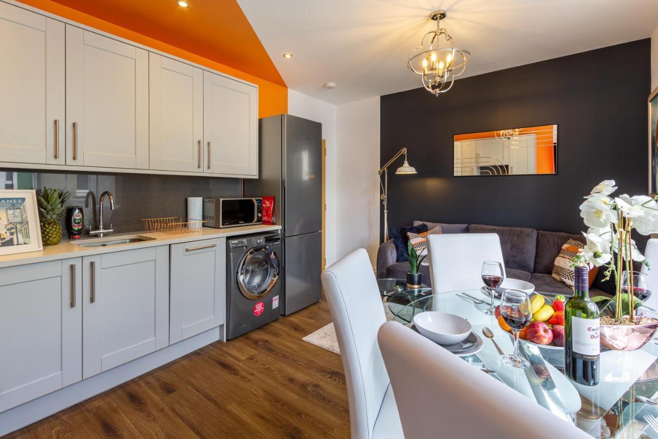 Bright Cheery 4 Bd Apartment By Brighton Station 외부 사진